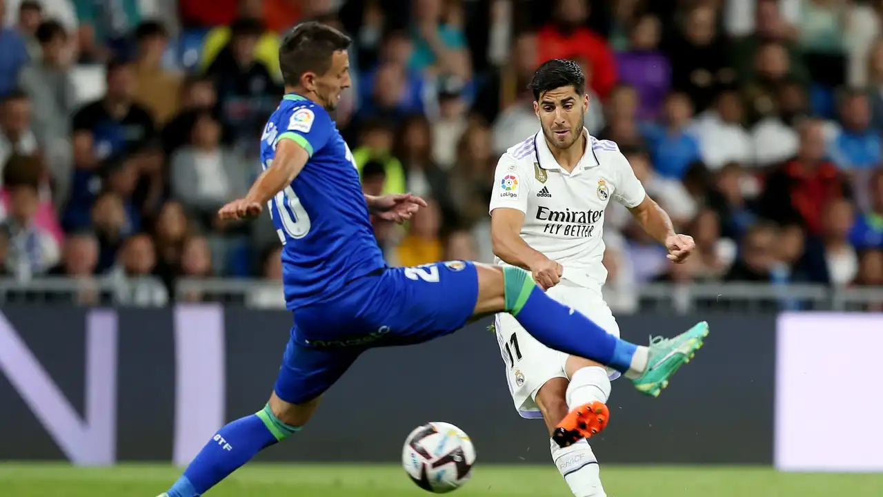 موعد مباراة ريال مدريد وخيتافي والقنوات الناقلة مع هوية المعلق الرياضي اليوم